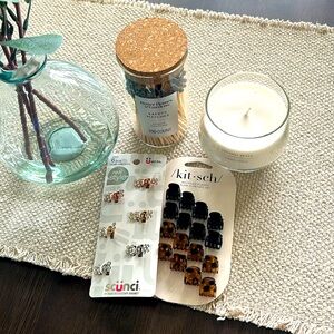 Hair claw clips ( bundle)